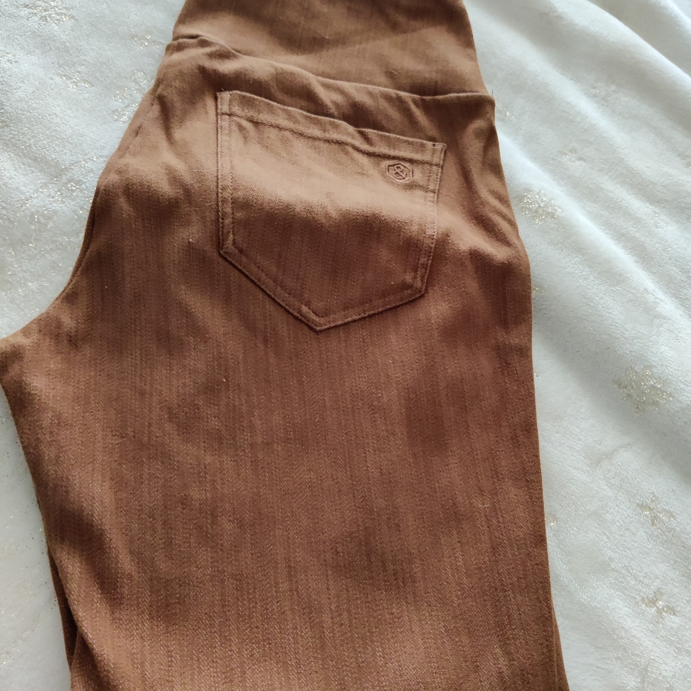 Agnes and Dora jeggings sz LG. These DO have the extra elastic in the waist